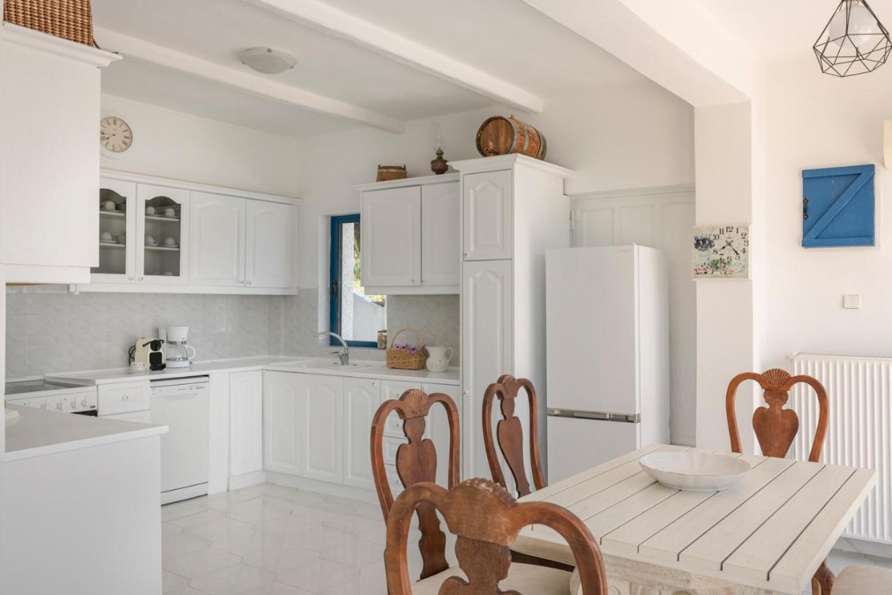 Villa Afrodite Mousata Bagian luar foto