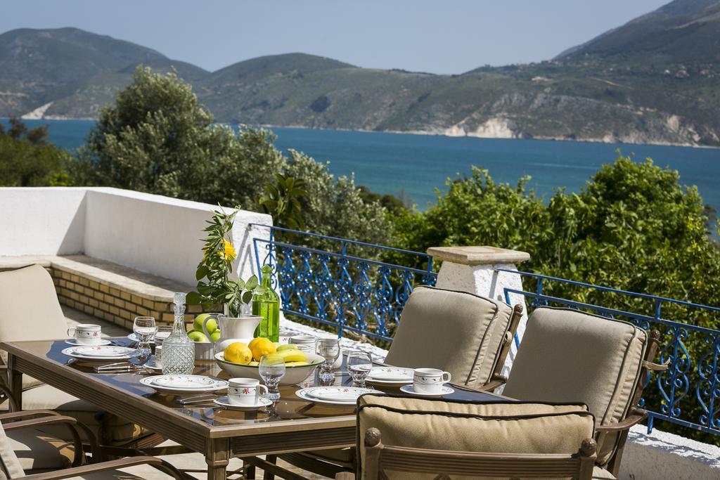 Villa Afrodite Mousata Bagian luar foto